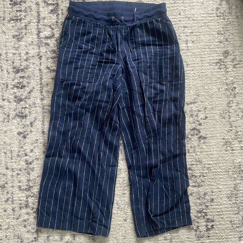 Athleta Cropped Linen Pants
